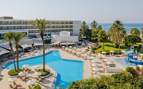 Отель Louis Imperial Beach  4*